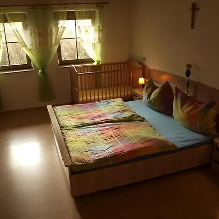 费伦沃宏舍贝尔酒店 公寓 *